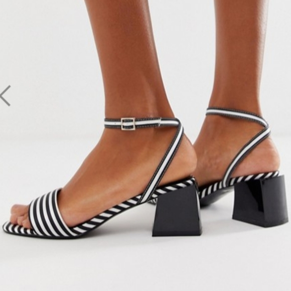 Sandals With Straps Low Block Heeled Square Toe - Picture 2 of 11